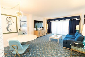 Eau Resort & Spa