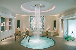 Eau Resort & Spa