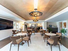 Eau Resort & Spa