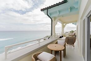 Eau Resort & Spa