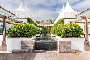 Eau Resort & Spa