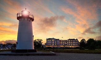Harbor View Hotel
