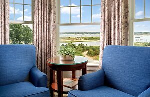 Harbor View Hotel