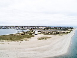 Harbor View Hotel