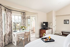 Harbor View Hotel