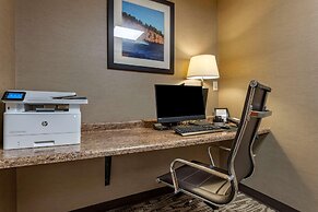 Lift Bridge Lodge, an Ascend Collection Hotel