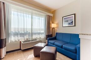 Lift Bridge Lodge, an Ascend Collection Hotel