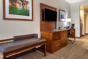 Lift Bridge Lodge, an Ascend Collection Hotel