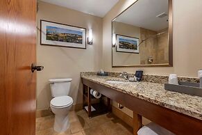 Lift Bridge Lodge, an Ascend Collection Hotel