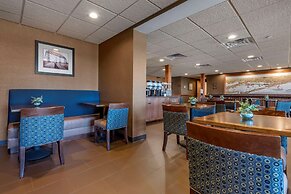 Lift Bridge Lodge, an Ascend Collection Hotel