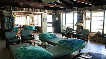 Small Hope Bay Lodge