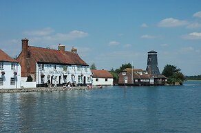 The Langstone Quays