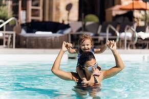 Fairmont Chateau Whistler
