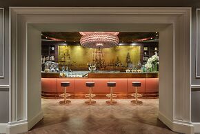 Plaza Hotel Lucchesi
