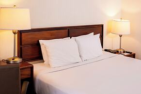 Irazu Hotel & Studios