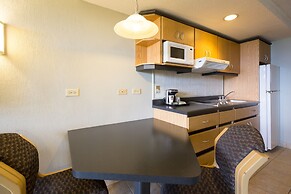 Irazu Hotel & Studios