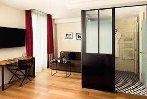 Terrass'' Hotel
