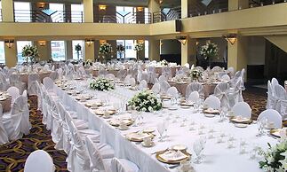 Atheneum Suite Hotel