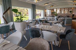Best Western Plus Hôtel Le Roof