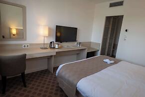 Best Western Plus Hôtel Le Roof