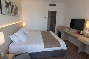 Best Western Plus Hôtel Le Roof