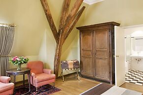 Martin's Relais