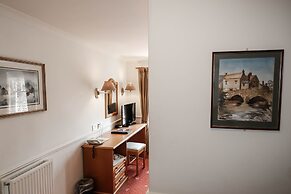 York Pavilion Hotel, BW Signature Collection