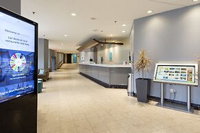 Toronto Don Valley Hotel and Suites