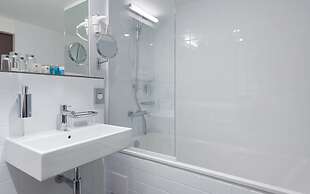 AZIMUT Hotel Smolenskaya Moscow