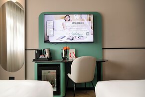 Living Place Hotel