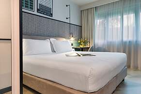 Living Place Hotel