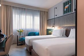 Living Place Hotel