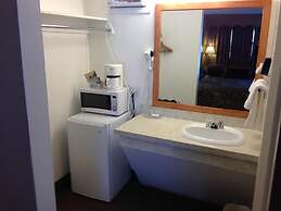 Travelodge by Wyndham Moose Jaw