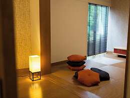 ART HOTEL NARITA