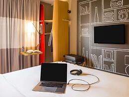 ibis Sion Hotel