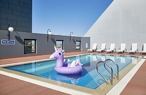 Mercure Perth