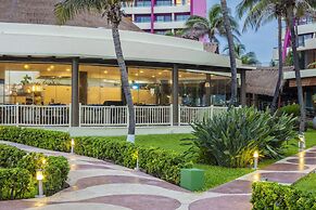 Crown Paradise Club Cancun All Inclusive