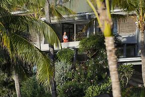 Christopher Hotel