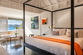 Christopher Hotel