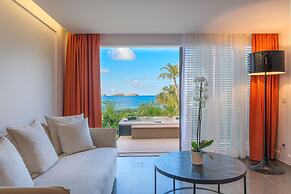 Christopher Hotel