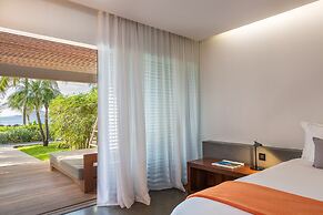 Christopher Hotel