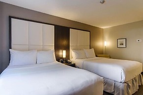 Arc The Hotel