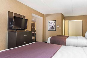 Quattro Hotel & Conf. Centre, an Ascend Collection Hotel