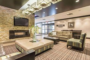 Quattro Hotel & Conf. Centre, an Ascend Collection Hotel