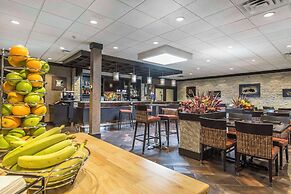 Quattro Hotel & Conf. Centre, an Ascend Collection Hotel