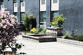 Quattro Hotel & Conf. Centre, an Ascend Collection Hotel