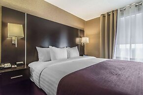 Quattro Hotel & Conf. Centre, an Ascend Collection Hotel