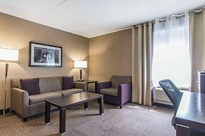 Quattro Hotel & Conf. Centre, an Ascend Collection Hotel