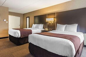 Quattro Hotel & Conf. Centre, an Ascend Collection Hotel