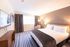 Holiday Inn Cardiff - North M4 by IHG